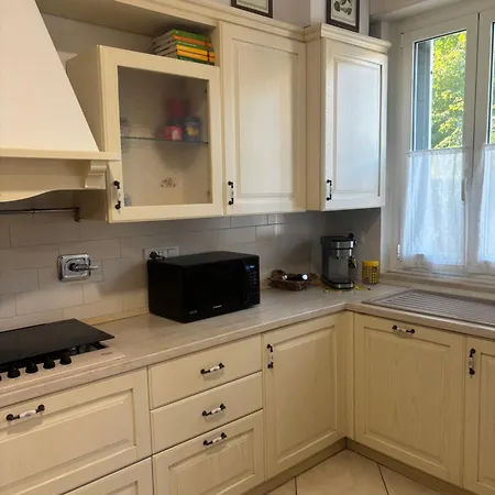 Апартаменты Emma House *